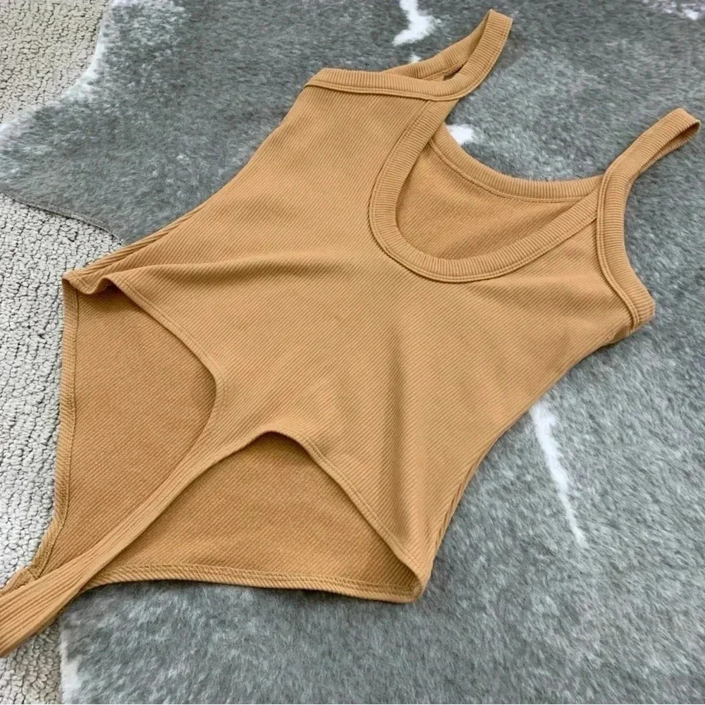 NWT Ribbed Tank Bodysuit - Picture 6 of 10